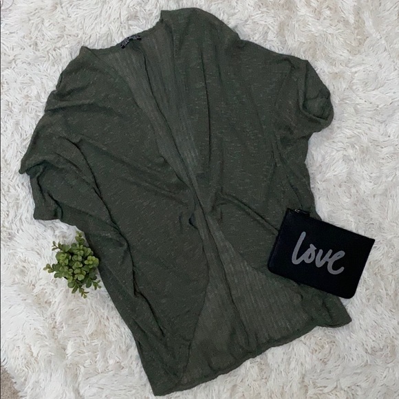 Shop Basic Cocoon Wrap Cardigan NWOT 💗 Olive - Picture 2 of 10